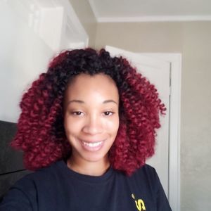 Meet your Posher, Desiré